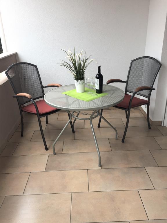 Apartmani Orhideja Rab Town Buitenkant foto